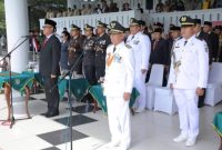 saat upacara Berlangsung di Alun-Alun Rambate Rata Raya Kisaran sumber reporter amin