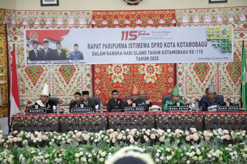 Suasana rapat paripurna sedang berlangsung//Foto: Kominfo Kotamobagu.
